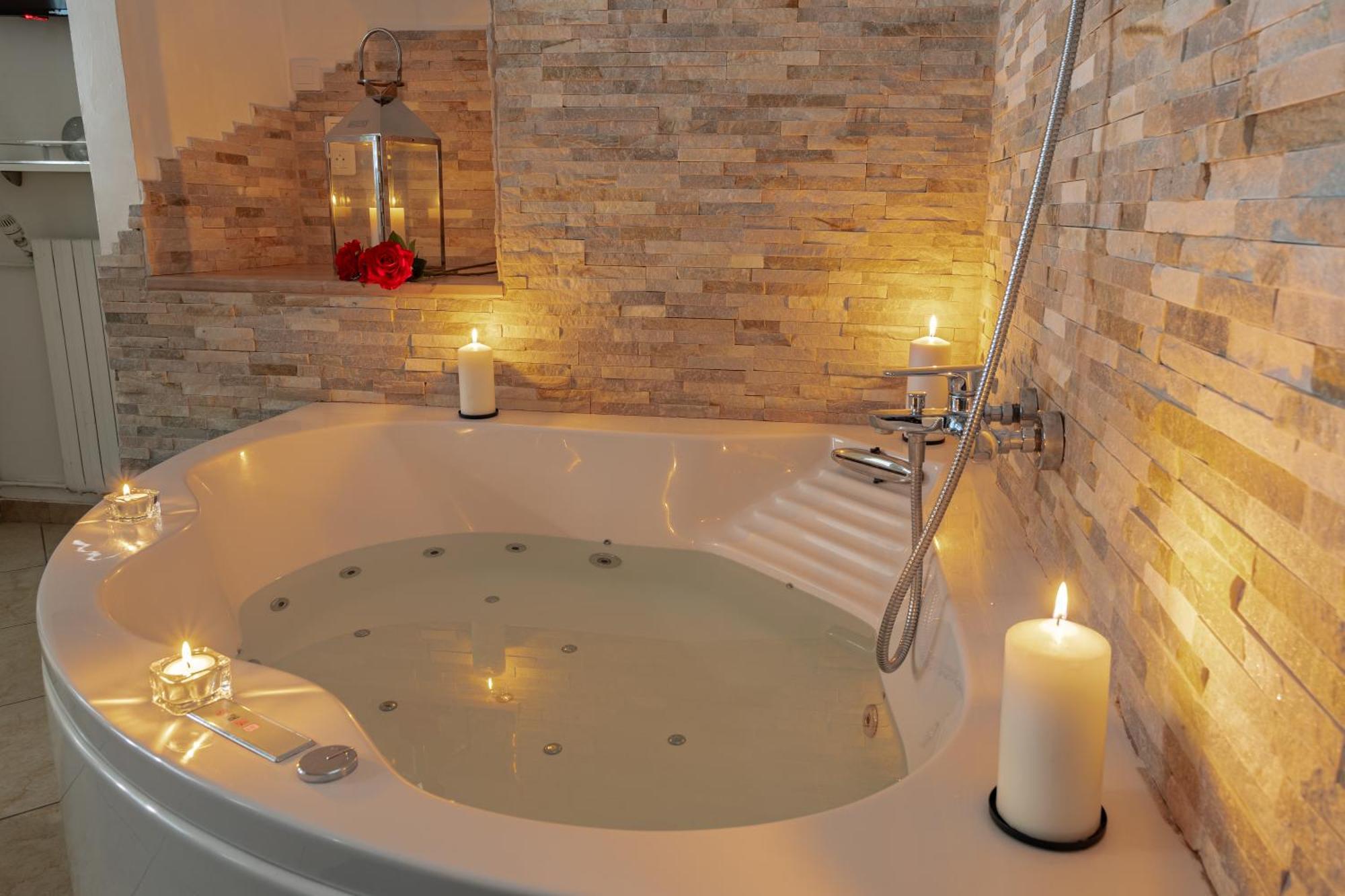 Suite Avec Jacuzzi Proche Paris & Disneyland Pontault-Combault Exterior foto